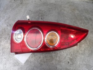Mazda Premacy lampa tylna lewa