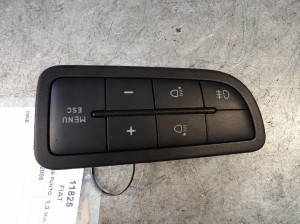 Fiat Grande Punto przełącznik świateł 735367268 735367269 61045900 61046000