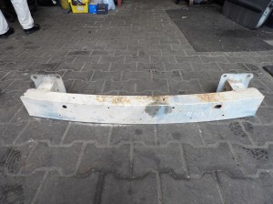 Mazda 5 wzmocnienie zderzaka tył 1,8B