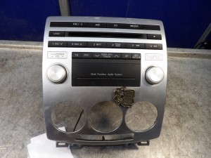 Mazda V 5 radio 14793821 10R-02 2764
