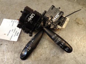 Daihatsu Cuore VI przełącznik zespolony 1736481