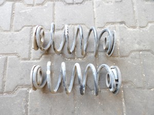 Honda CR-Z 1,5 Hybrid sprężyny tylne