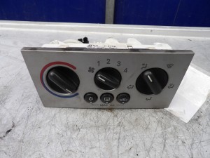 Opel Meriva A panel nawiewu, klimatyzacji 93329465 C6758