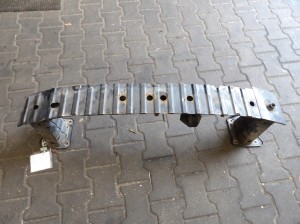 Ford Focus MK2 wzmocnienie zderzaka przód