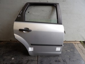 Ford Focus MK2 drzwi tylne prawe lak. O3 kombi