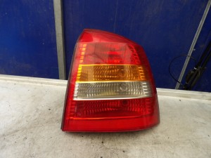 Opel Astra II G lampa tylna prawa 90521544