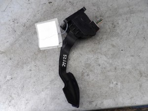 Fiat Grande Punto pedał gazu 55702020 B720