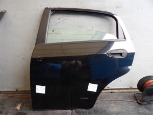 Fiat Grande Punto drzwi tylne lewe lak. 891/B HB 5D