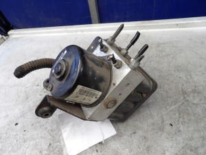 Mazda 3 I BK pompa ABS 1,6B