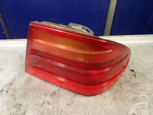 Mercedes W210 lampa tylna prawa A2108200264