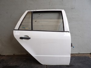 Skoda Fabia I drzwi tylne prawe kombi kolor lak. 1026