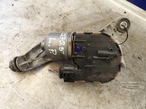 Ford Focus MK3 silniczek wycieraczek przedni lewy