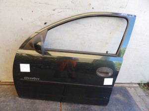 Opel Corsa C drzwi przednie lewe lak. Z380 HB 3D