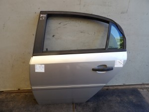 Opel Vectra C drzwi tylne lewe lak. Z157 sedan