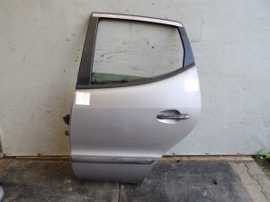 Mercedes W168 A140 drzwi tylne lewe lak. 706 HB 5D