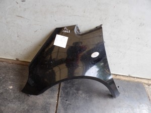Mercedes W168 błotnik lewy lak. 696