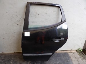 Mercedes W168 drzwi tylne lewe lak. 696