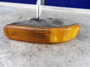 Jeep Cherokee 3 kierunkowskaz prawy 2,8CRD