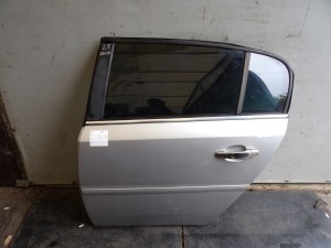 Opel Signum drzwi tylne lewe lak. Z157 HB 5D