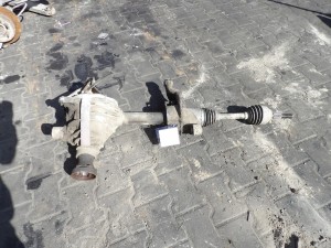Jeep Cherokke III KJ 2,8 CRD przedni most