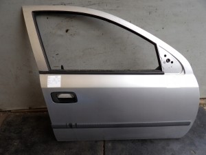 Opel Astra G II drzwi przednie prawe HB 5D lak. Z157