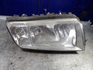 Skoda Fabia I lampa przednia prawa 6Y1941016 TMC18045
