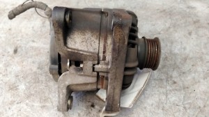 Opel Astra H alternator 0124325163