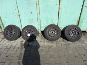 Honda Civic VII koła stalowe kompletne 15" 195/60R15