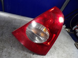 Renault Clio II lampa tylna prawa HB 5D lift
