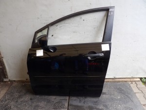 Mazda 5 drzwi przednie lewe