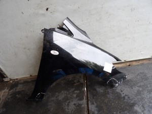 Mazda 5 błotnik prawy