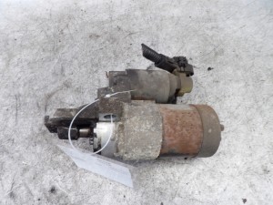 Mazda 6 rozrusznik M000T87681 L327