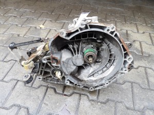Opel Astra 1,6B 75KW 102KM skrzynia biegów F17C374