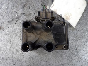 Ford Fiesta MK5 cewka zapłonowa 0221503490