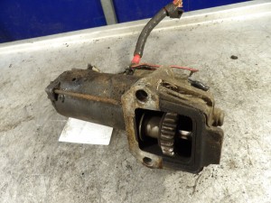 Ford Transit V rozrusznik 2,0TDCI