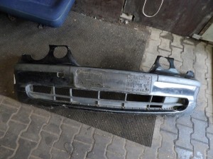 BMW E46 zderzak przód lak. 668/9