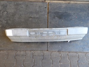 Fiat 126P zderzak przód