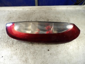 Opel Corsa C lampa tylna prawa 09114337 89302181 VALEO
