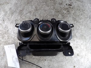 Mazda 2 panel nawiewu, klimatyzacji DL4061190A