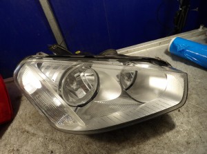 Ford C-Max lampa przednia prawa 7M51-13W029-AA 1EJ009587-02