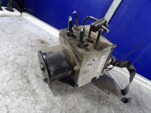 Peugeot 407 SW pompa ABS 15710604 9661731180 S11876001N