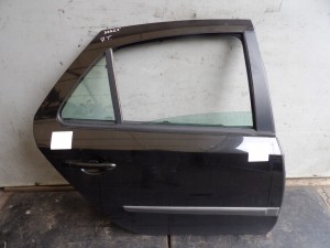 Renault Laguna II drzwi prawe tylne HB 5D lak. NV676