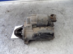 Ford Fiesta MK5 rozrusznik 1,3B