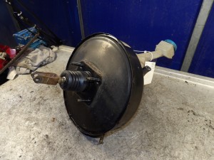 Nissan Primera P12 serwo, pompa 1,8B 47210AV701