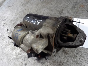 Ford Fiesta MK5 1,3 rozrusznik