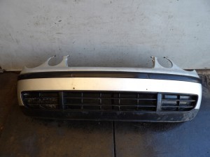 Volkswagen Polo IV 9N zderzak przód