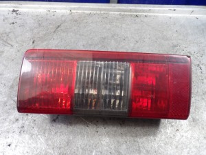 Opel Combo II B lampa tylna prawa 1,3CDTI