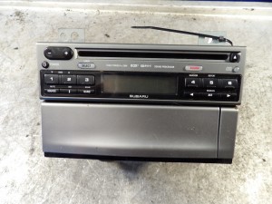 Subaru Forester II radio VDO DC643/92FC