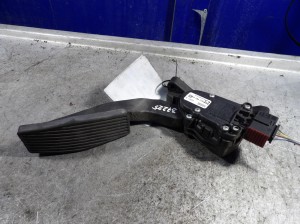 Saab 9-3 II pedał gazu 2,0TB 9186724 6PV008322-00
