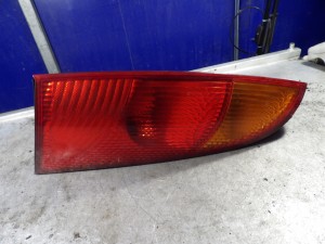 Ford Focus MK1 lampa tylna lewa HB 5D lift
